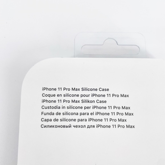 Apple iPhone 11 Pro Max Silicone Case in Black - Picture 4 of 6